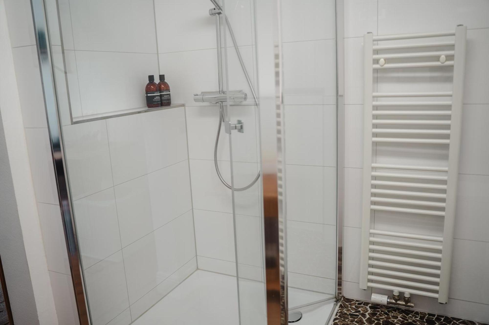 II Gemuetliches 1-Zimmer-Apartment & Eigenes Bad II Кобленц Экстерьер фото